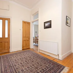  Apartment Tasteful 1-bedroom Near Meadows